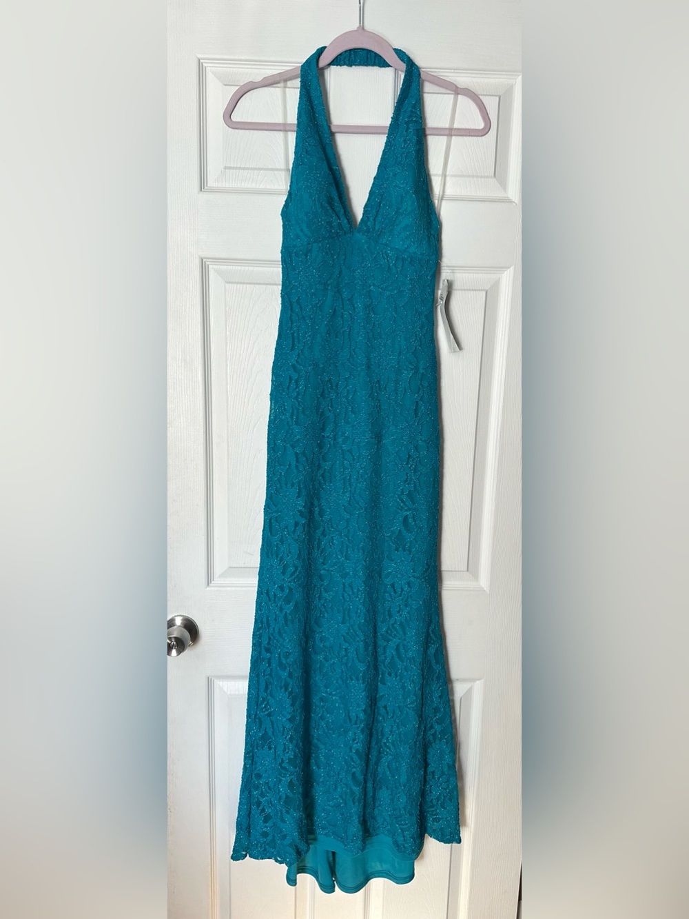 NWT Jump Apparel Teal Floral Lace Halter Gown Backless Sequin Detail Size 1/2